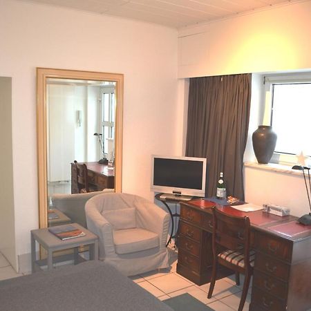 Av No.1 Apartment Dusseldorf Ngoại thất bức ảnh