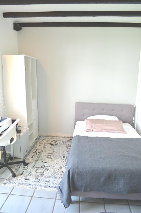 Av No.1 Apartment Dusseldorf Ngoại thất bức ảnh