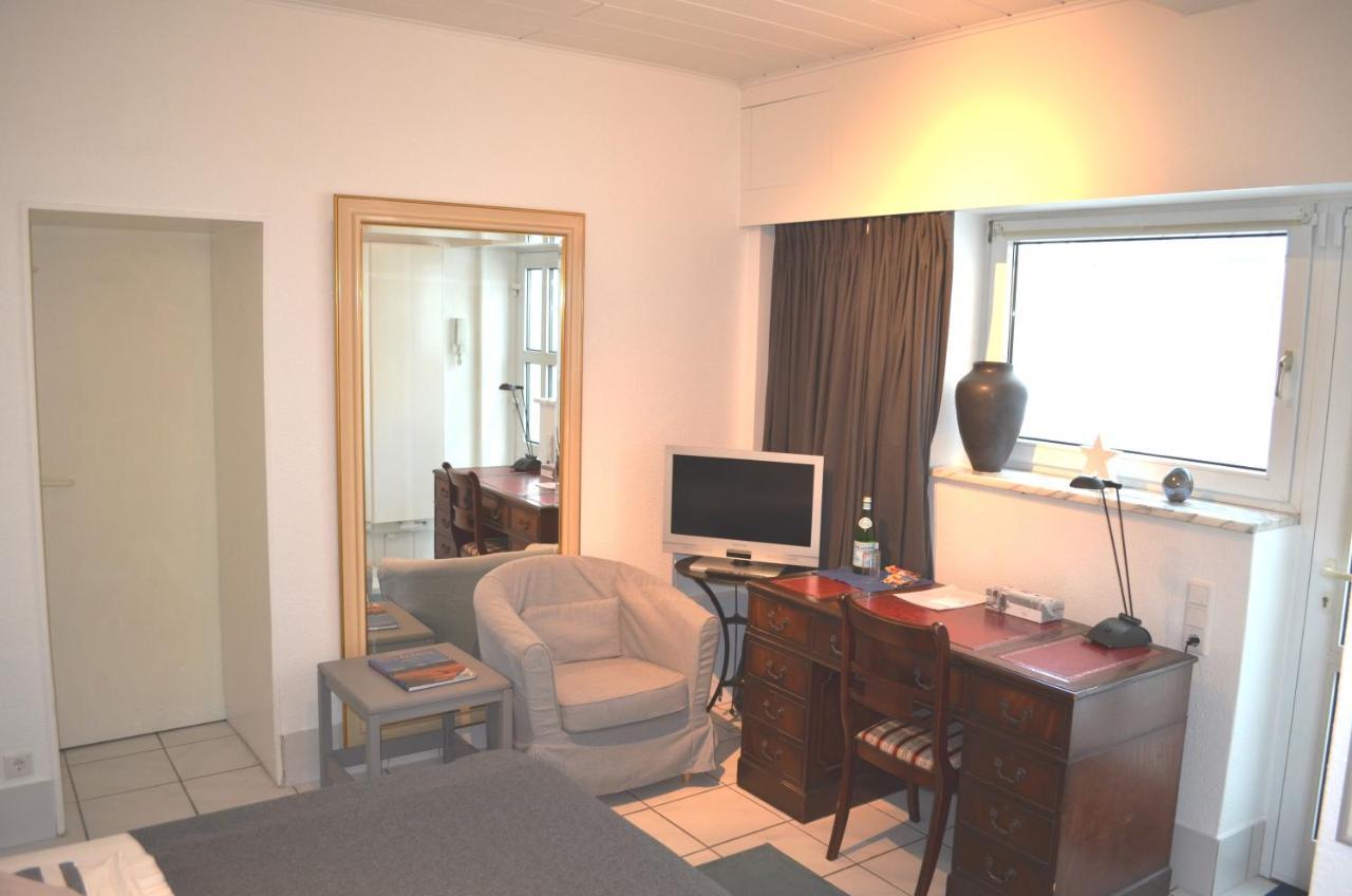 Av No.1 Apartment Dusseldorf Ngoại thất bức ảnh